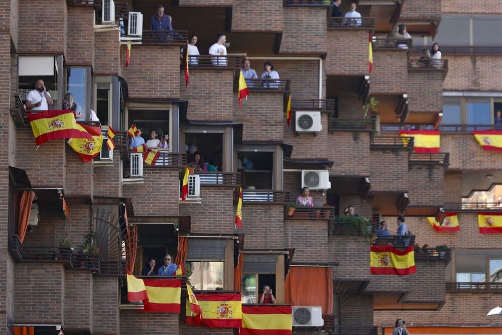 Celebración del Día de las Fuerzas Armadas en Granada  / JORGE ZAPATA