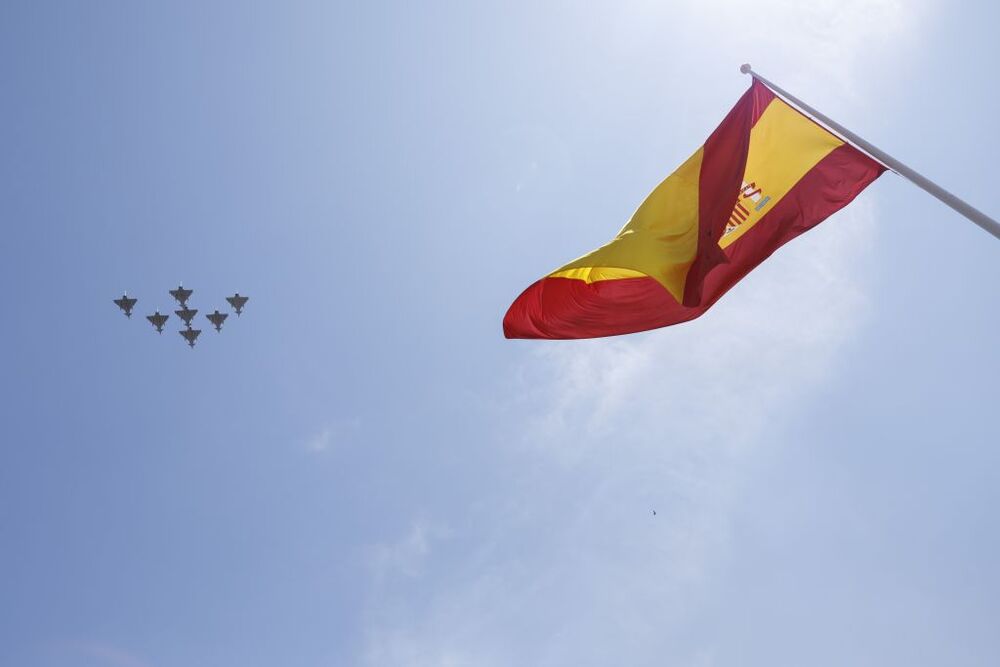 Los Reyes presiden el desfile de Día de las Fuerzas Armadas 2023   / ÁLEX CÁMARA