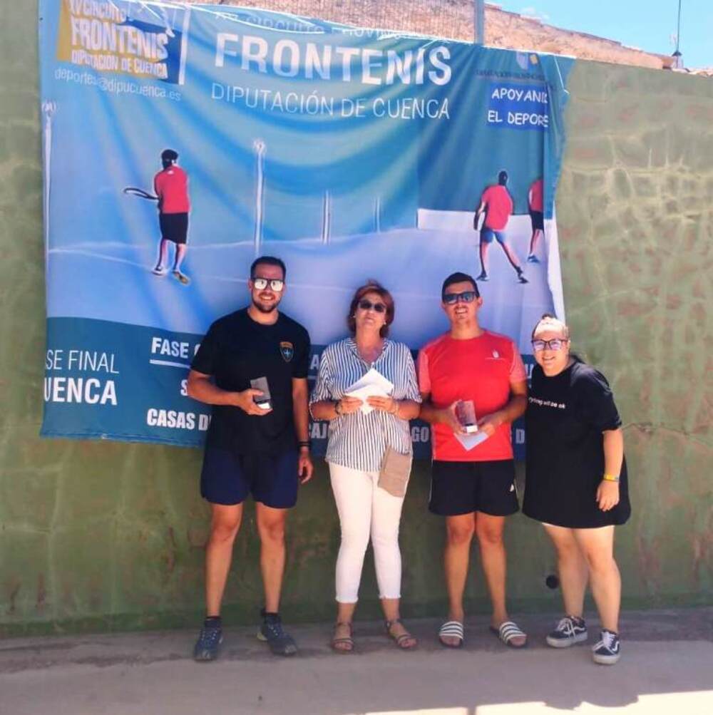 Hervás y Carrasco se imponen en el frontenis de Cañaveruelas