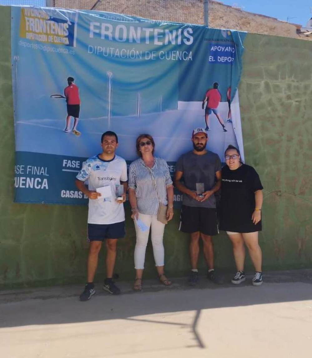 Hervás y Carrasco se imponen en el frontenis de Cañaveruelas