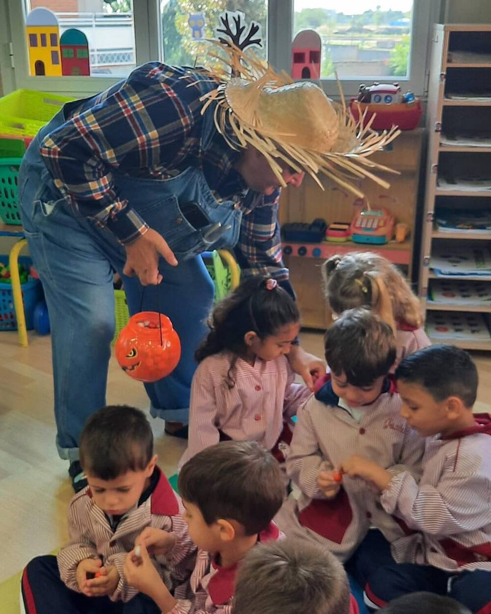 El americano Todd Blomberg se disfrazó para su visita