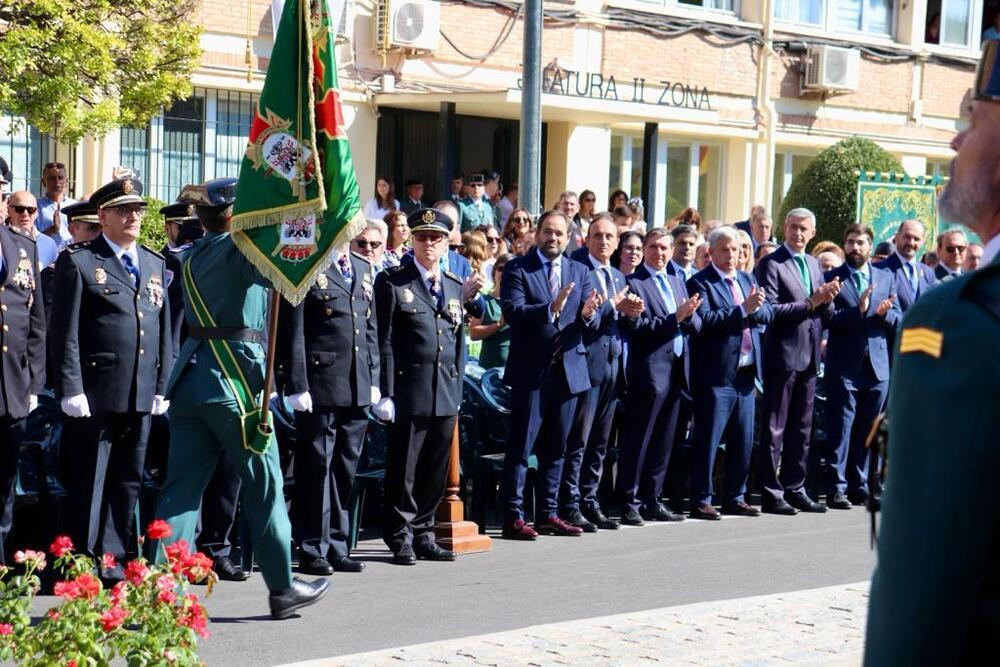 Desfile celebrado en la toledana avenida de Barber con motivo de la festividad del Pilar, patrona de la Guardia Civil.