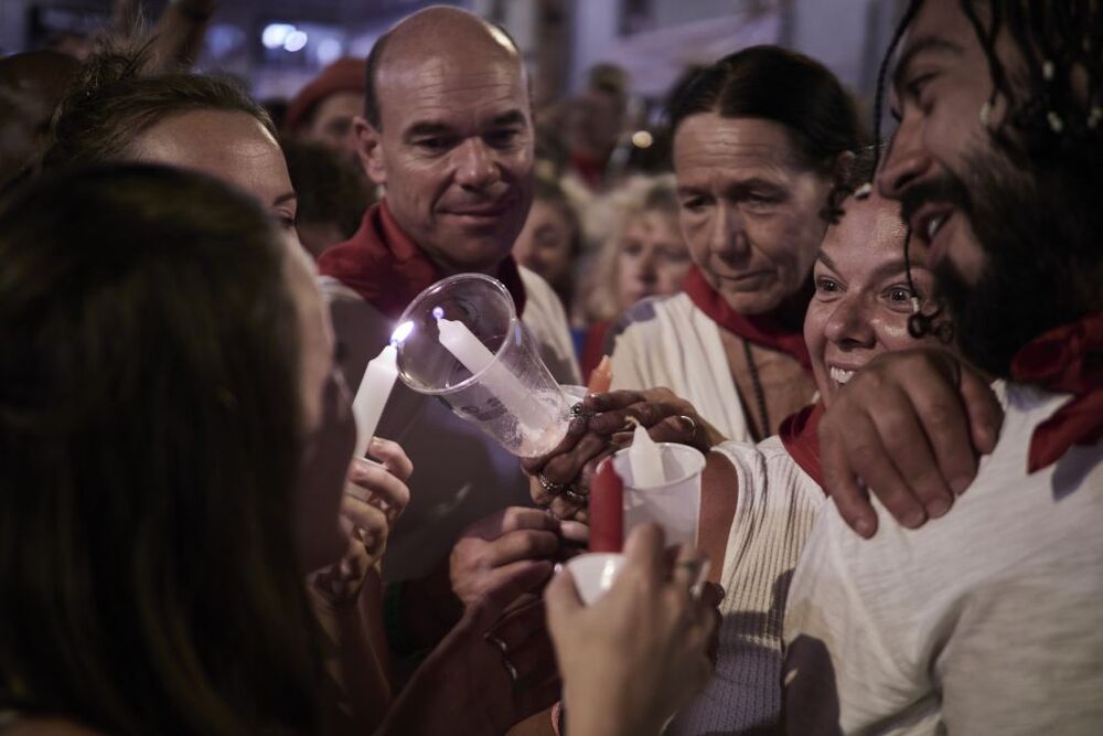 Final de las fiestas de San Fermín 2023 con el cántico ‘Pobre de mí’  / EDUARDO SANZ