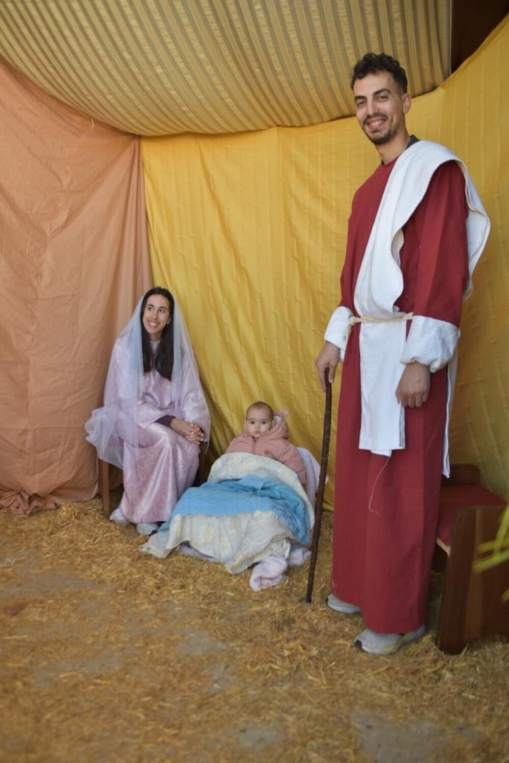 El primer Belén Viviente de Villar de Cañas sorprende