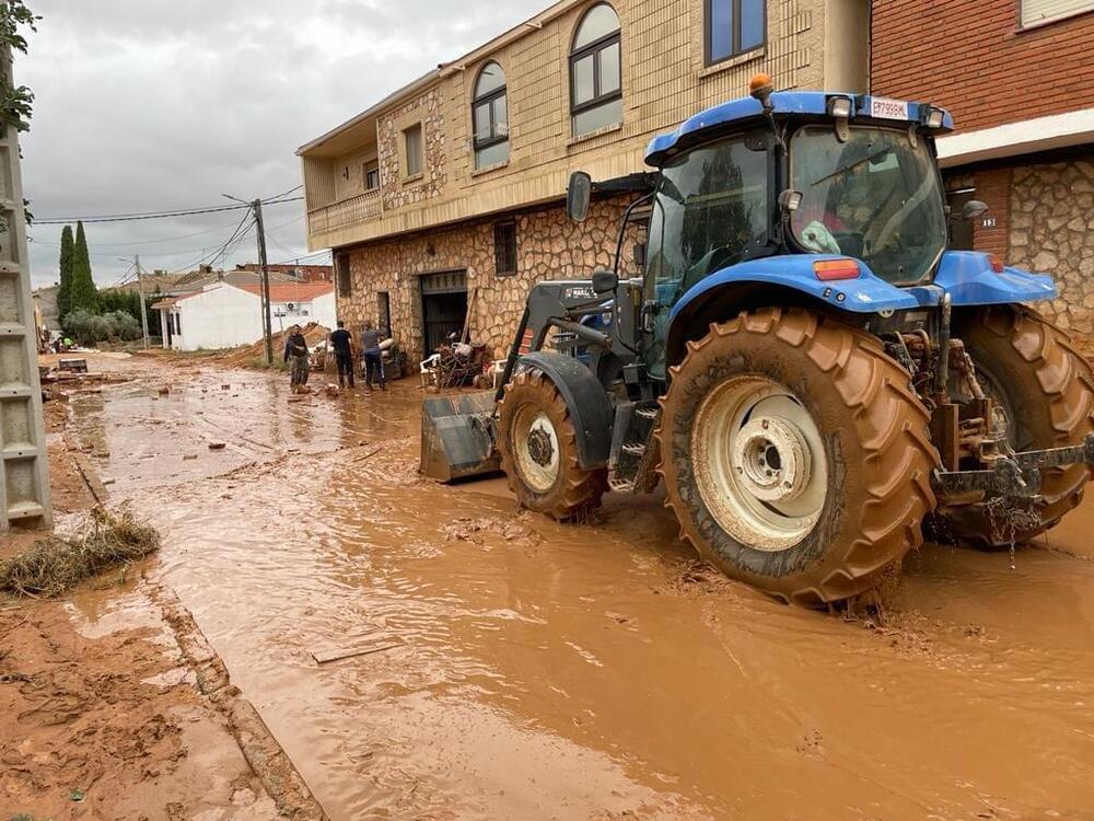 La DANA genera estragos y causa el caos en Buenache de Alarcón   / B. PRIETO