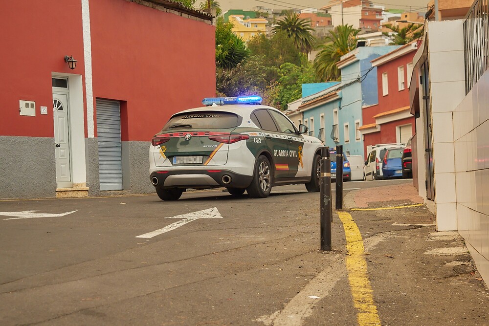 El incendio en Tenerife se agrava en la zona norte provocando nuevas evacuaciones  / EUROPA PRESS