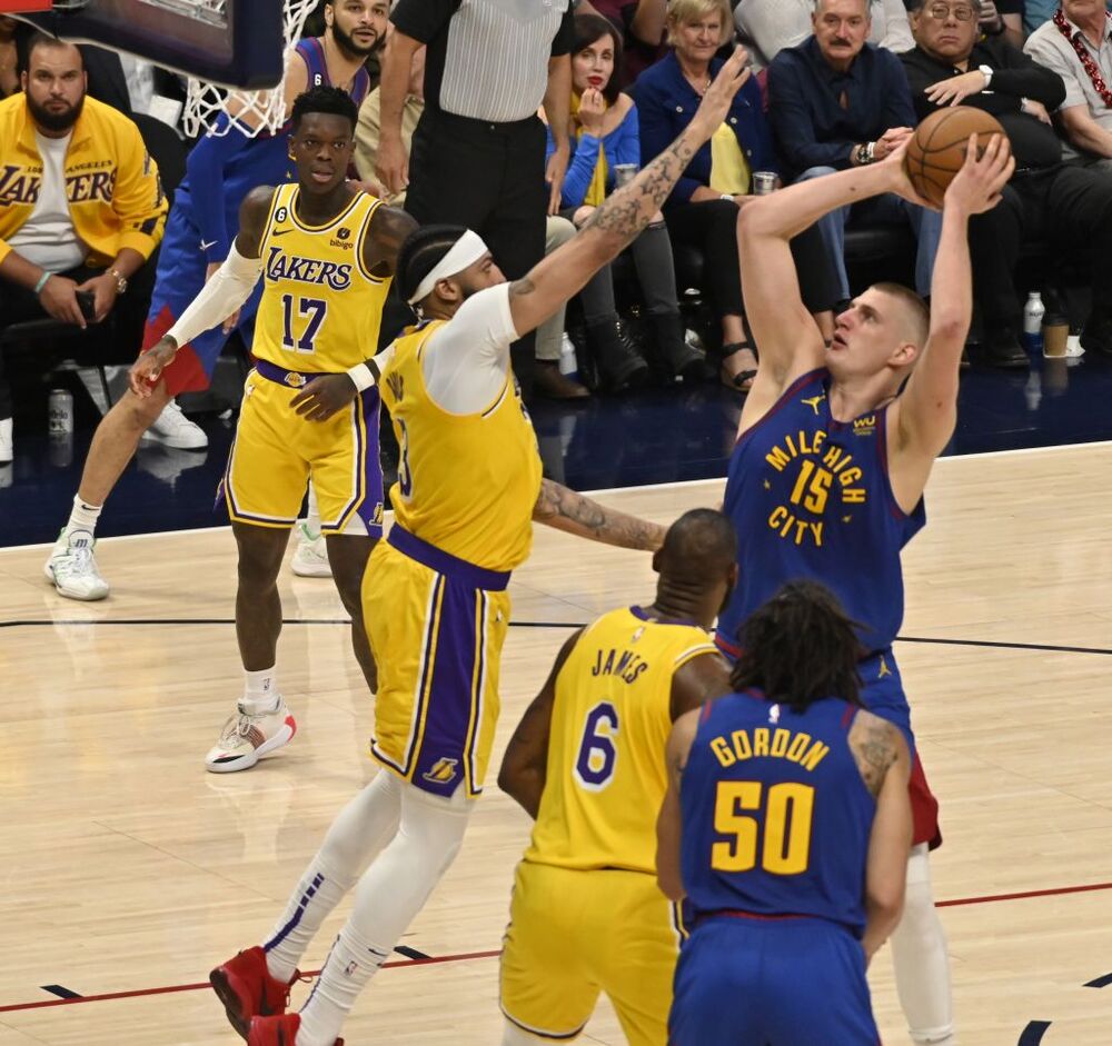 NBA Western Conference Finals - Los Angeles Lakers at Denver Nuggets  / BOB PEARSON