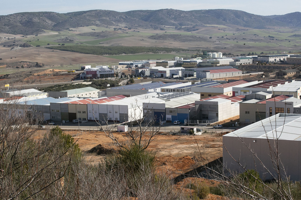 La gran mayor parte del suelo industrial disponible en la capital se encuentra en el polígono de la Carretera de Motilla.