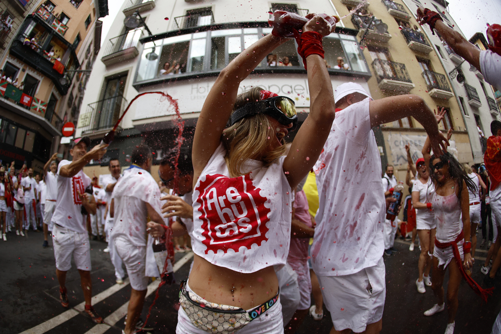 Pamplona cuenta las horas para unos Sanfermines con cifras previas a la pandemia  / RODRIGO JIMÉNEZ