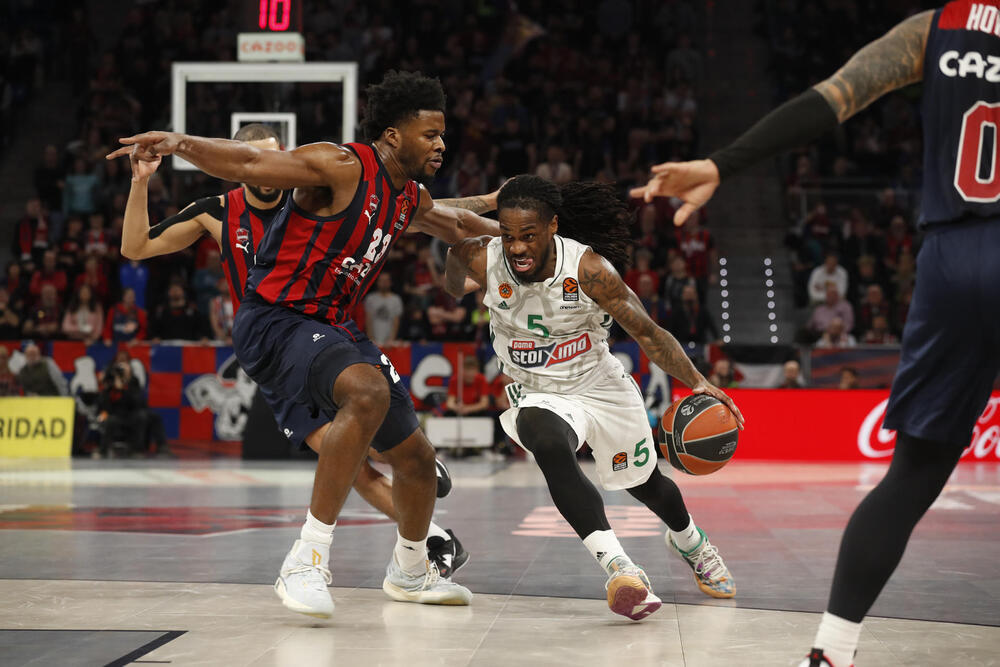 El Baskonia enseña de nuevo su potencial ante Panathinaikos