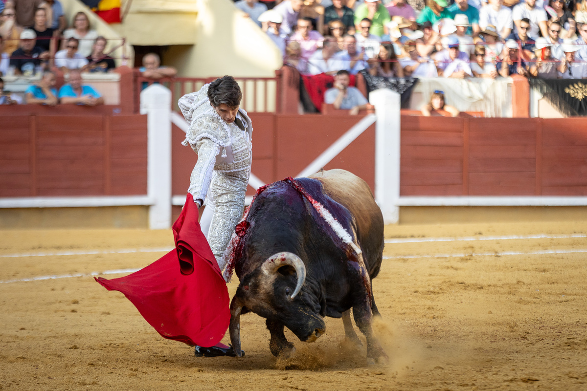 5ª de la feria taurina de San Julián  / JAVIER GUIJARRO