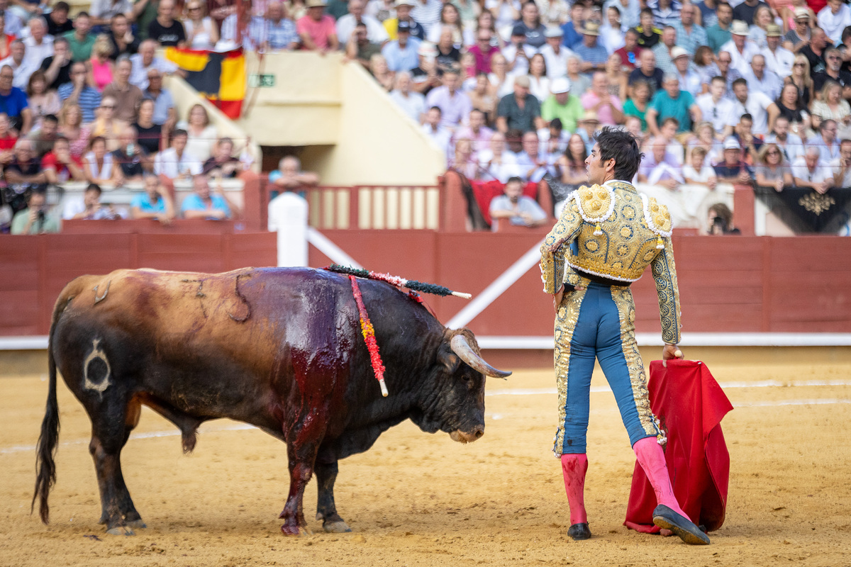 5ª de la feria taurina de San Julián  / JAVIER GUIJARRO