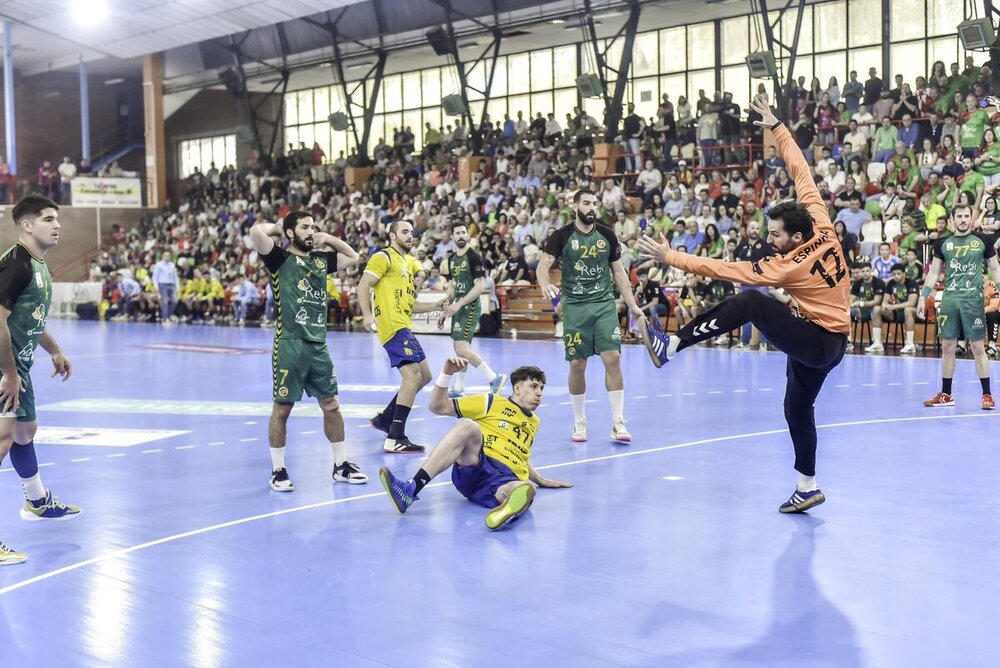 El Rebi Cuenca logra la permanencia al ganar al Irún