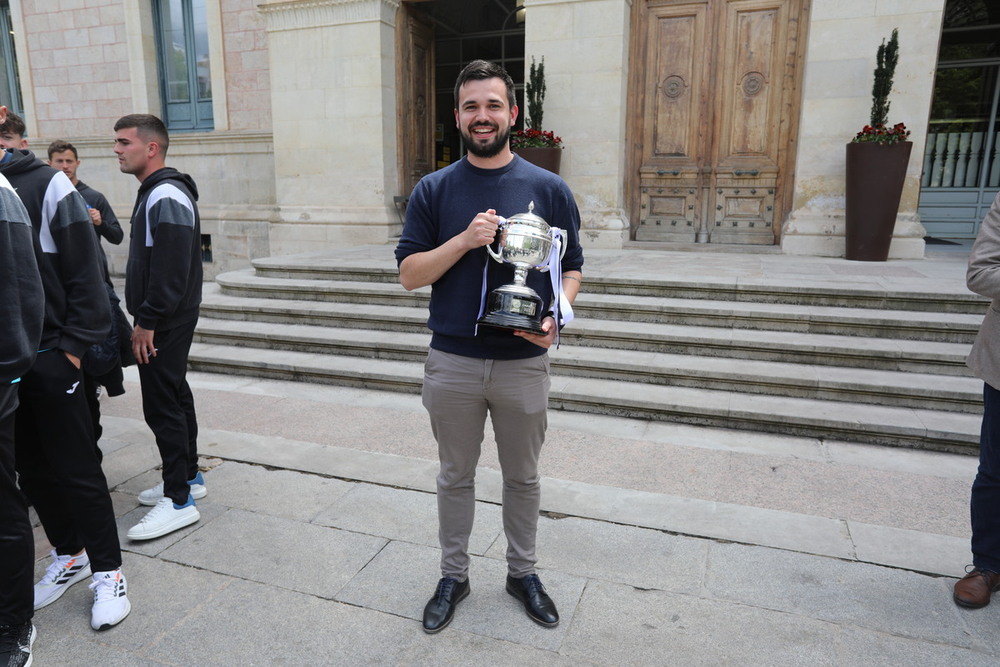 Álvaro Martínez Chana felicita a la UB Conquense