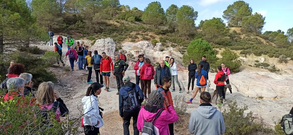 Tébar se vistió de fiesta para una bonita caminata