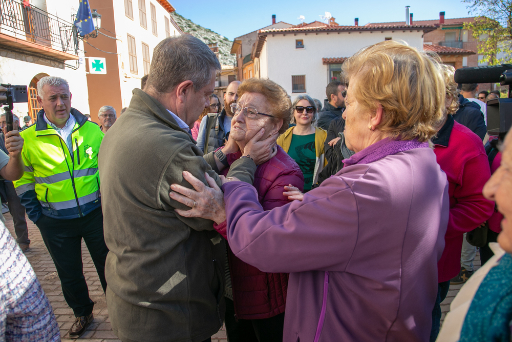 Page valora las ayudas del Estado: 