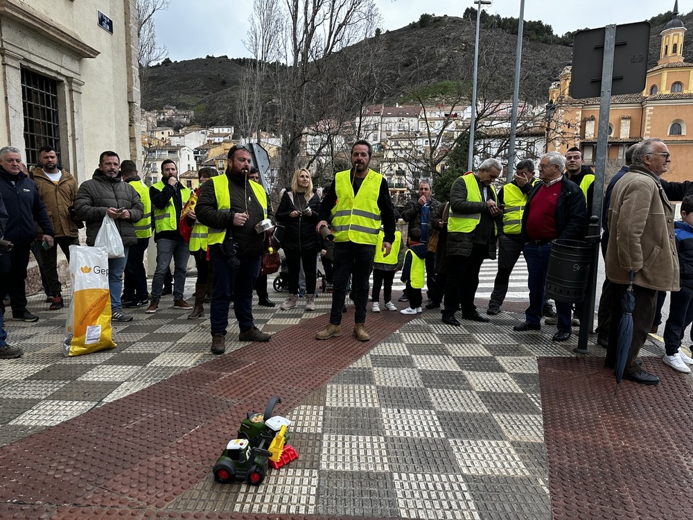 Concentración en la Delegación Provincial de Agricultura.