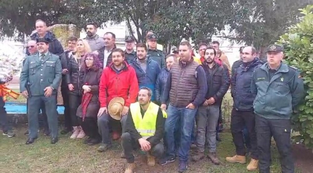 Agricultores y ganaderos rinden homenaje a la Guardia Civil