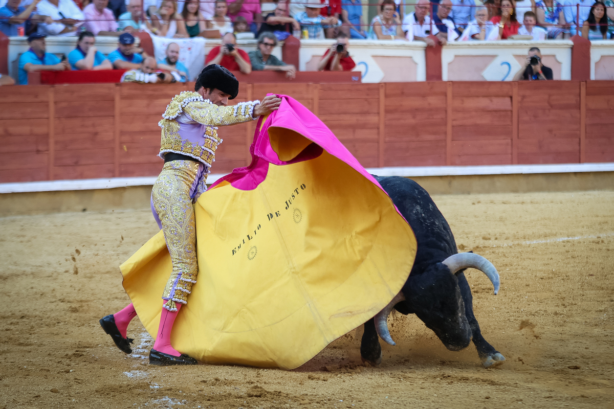 1ª de la feria taurina de San Julián  / JAVIER GUIJARRO