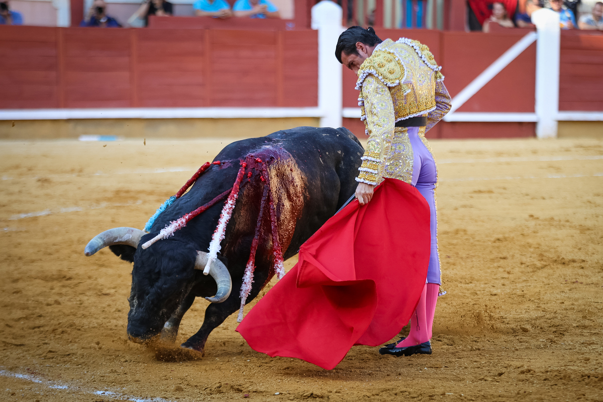 1ª de la feria taurina de San Julián  / JAVIER GUIJARRO