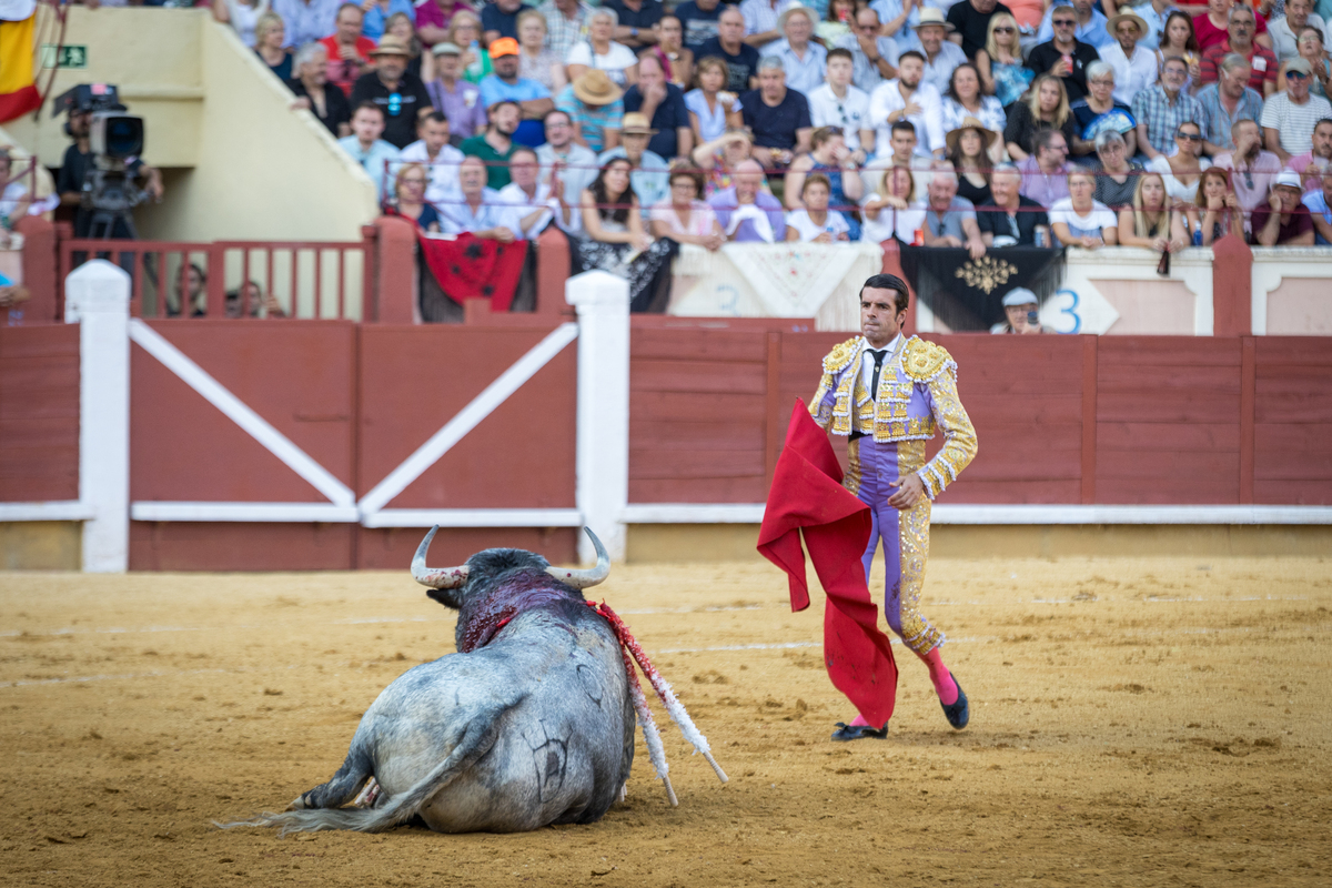 1ª de la feria taurina de San Julián  / JAVIER GUIJARRO