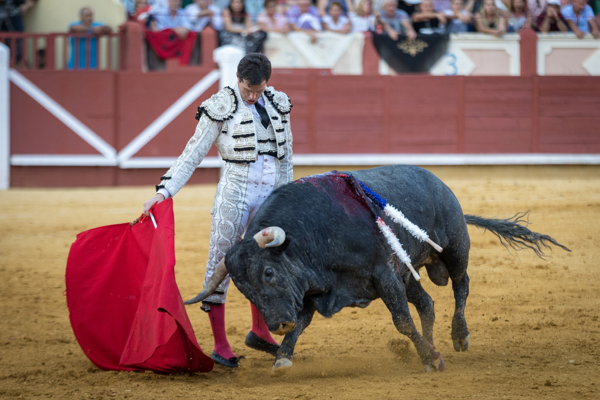 1ª de la feria taurina de San Julián  / JAVIER GUIJARRO