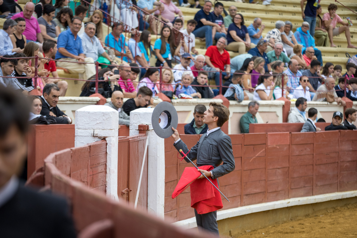 6ª de la feria taurina de San Julián  / JAVIER GUIJARRO