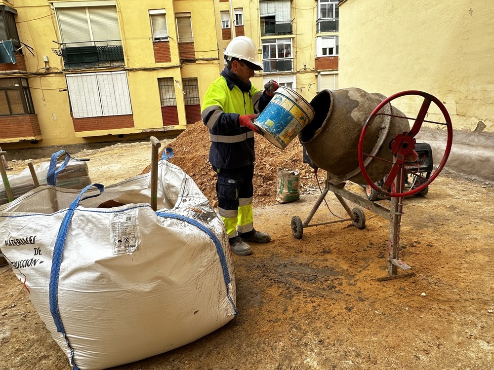 Esta actuación supone una inversión municipal de cerca de 1,4 millones de euros.