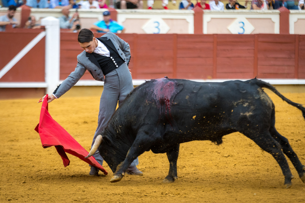 6ª de la feria taurina de San Julián  / JAVIER GUIJARRO