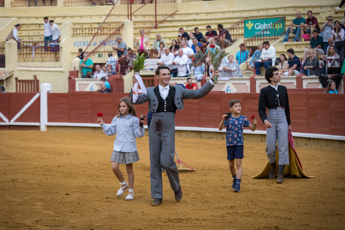 6ª de la feria taurina de San Julián  / JAVIER GUIJARRO