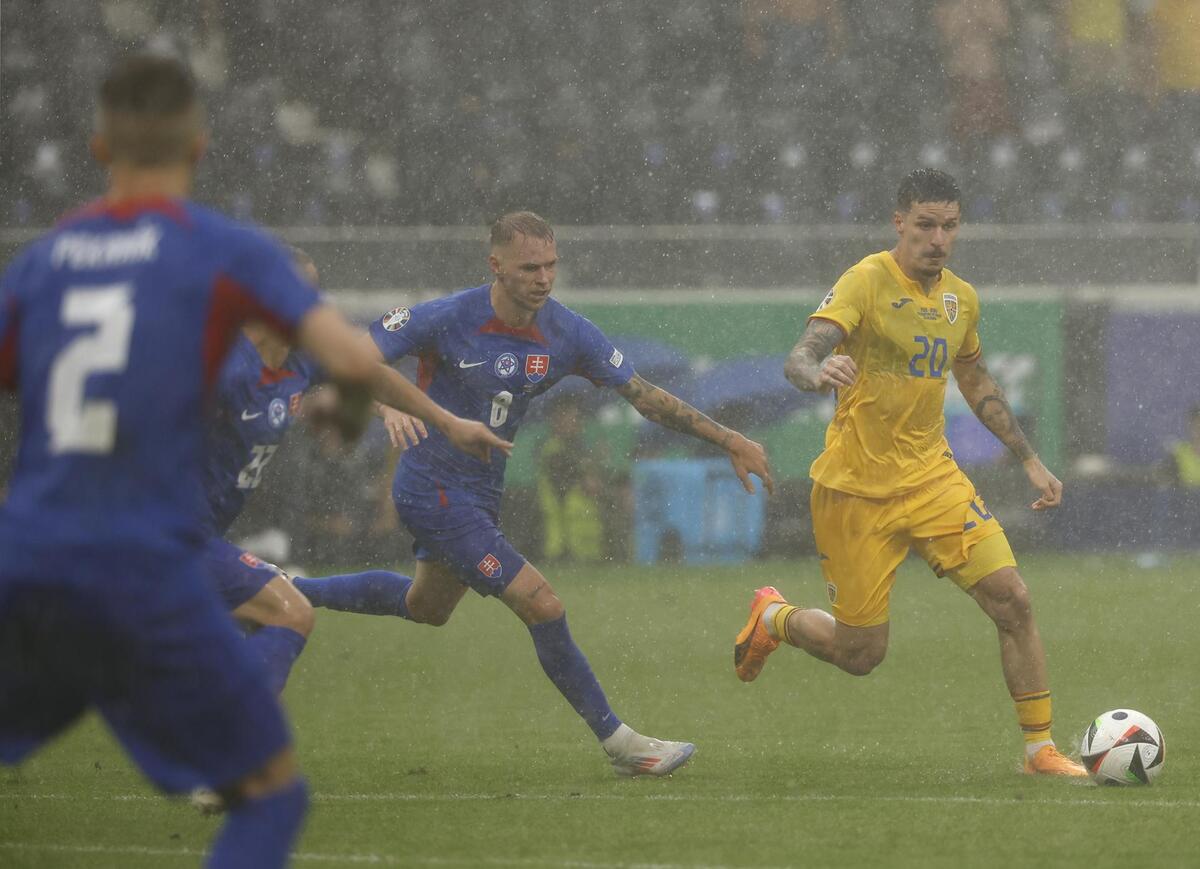 UEFA EURO 2024 - Group E Slovakia vs Romania  / YOAN VALAT