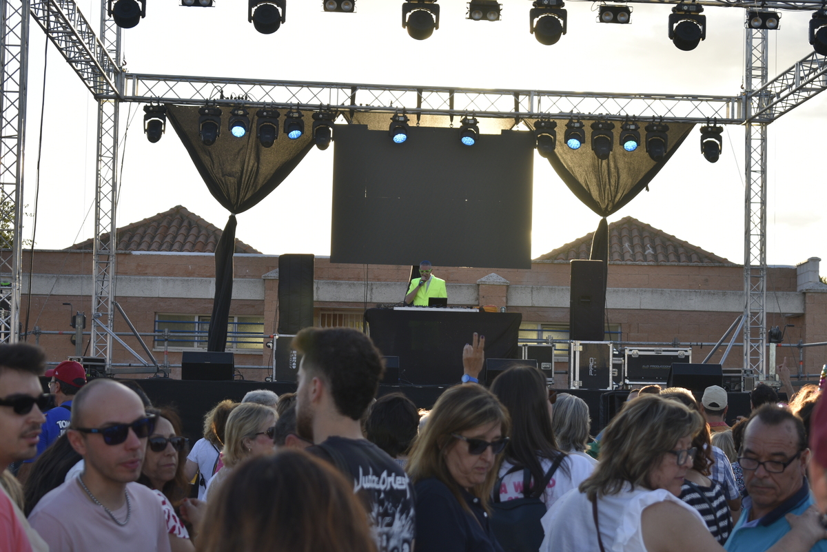 Festival Cursiglam, maratón de torillos de fuego, día de flamenco y galopeo de bares y tortilla solidaria  / JJ.TT.