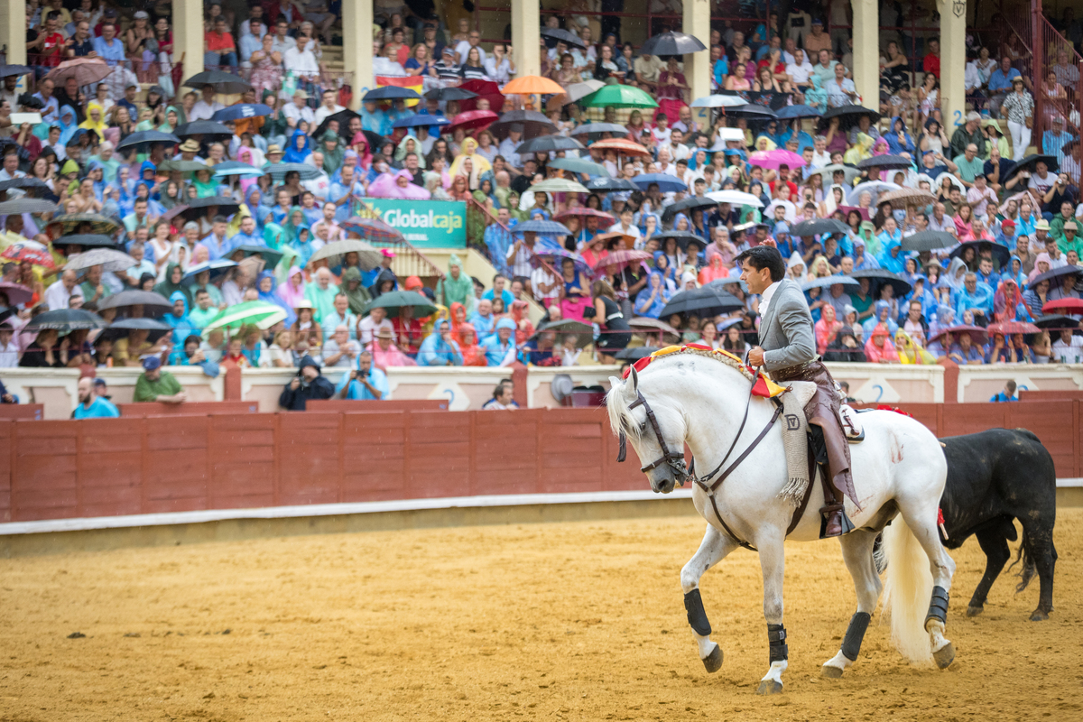 2ª de la feria taurina de San Julián  / JAVIER GUIJARRO