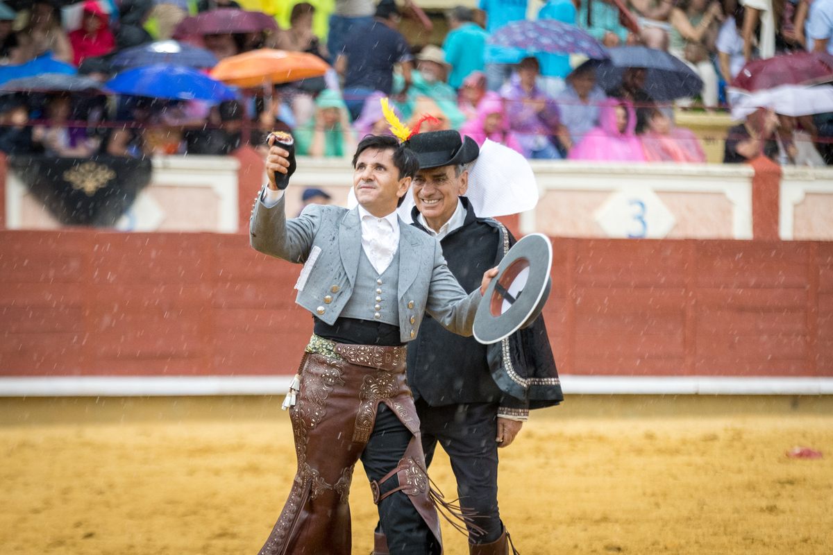 2ª de la feria taurina de San Julián  / JAVIER GUIJARRO