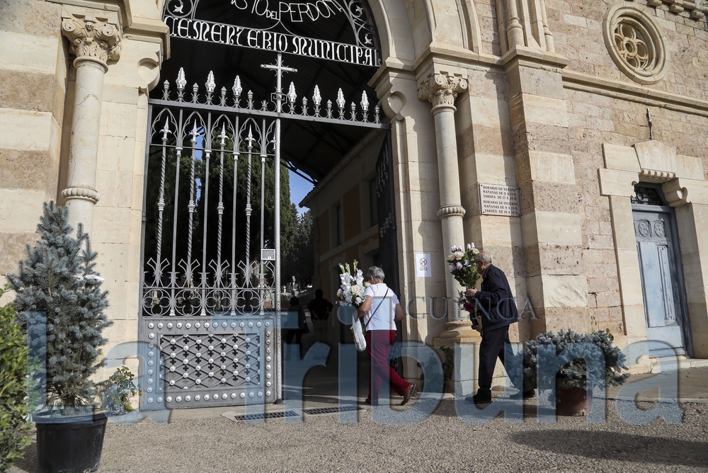 El cementerio mantiene horario ininterrumpido hasta el día 2