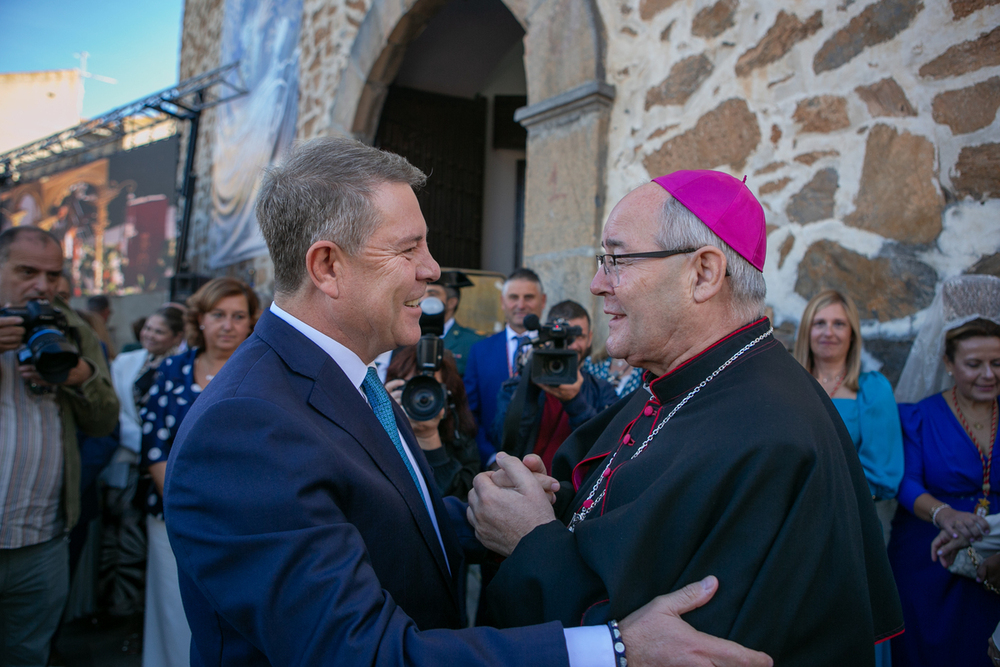 Page ha estado presente en la Misa del Cristo de la Vera Cruz