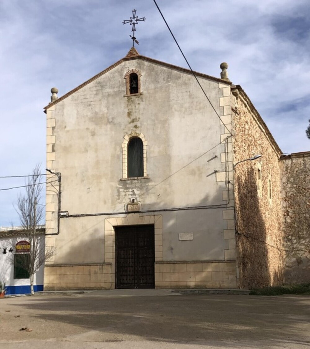 Portada del Convento de Santa María del Campos Rus