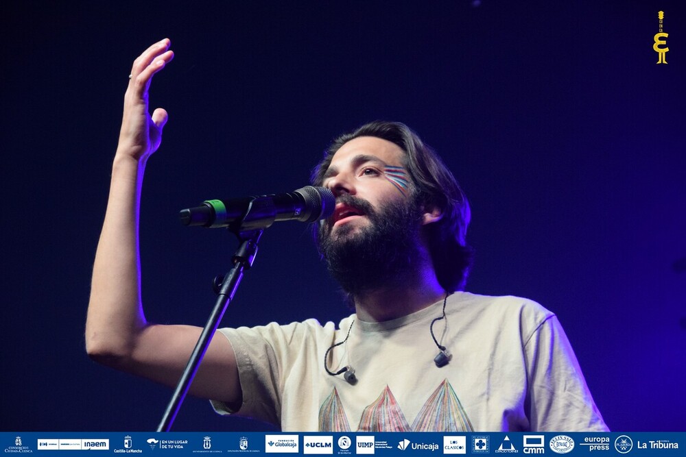 Salvador Sobral clausura Estival entonando a Perales