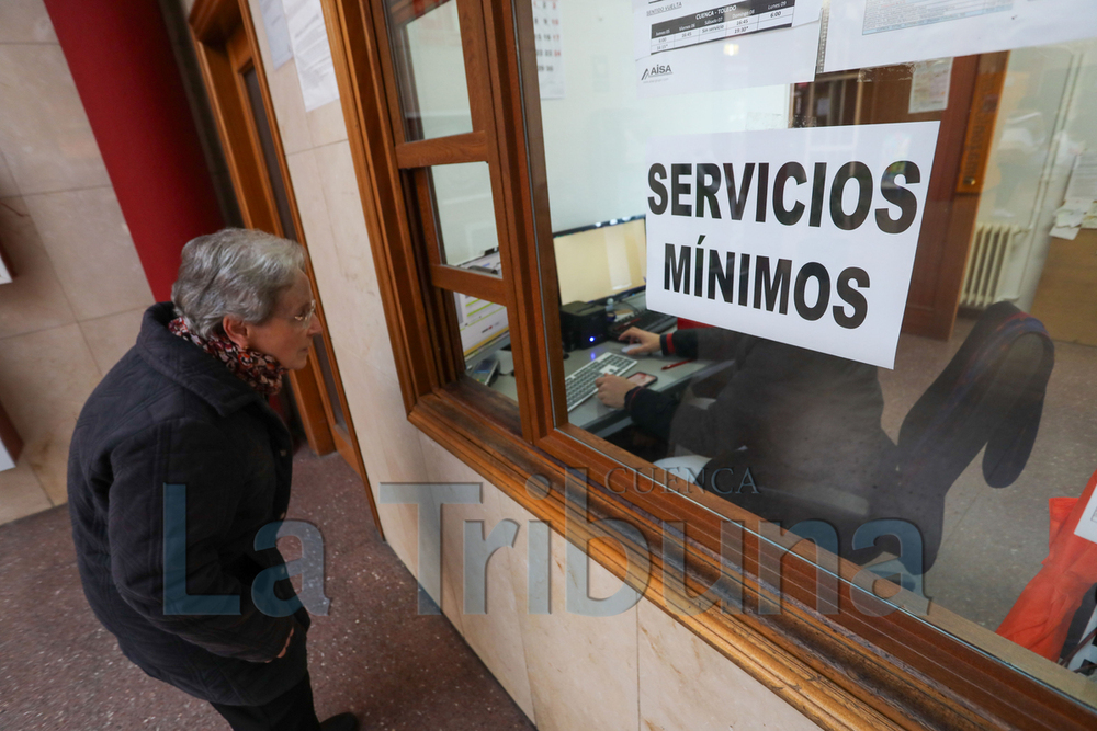 La huelga ha afectado menos a las líneas regulares interurbanas.