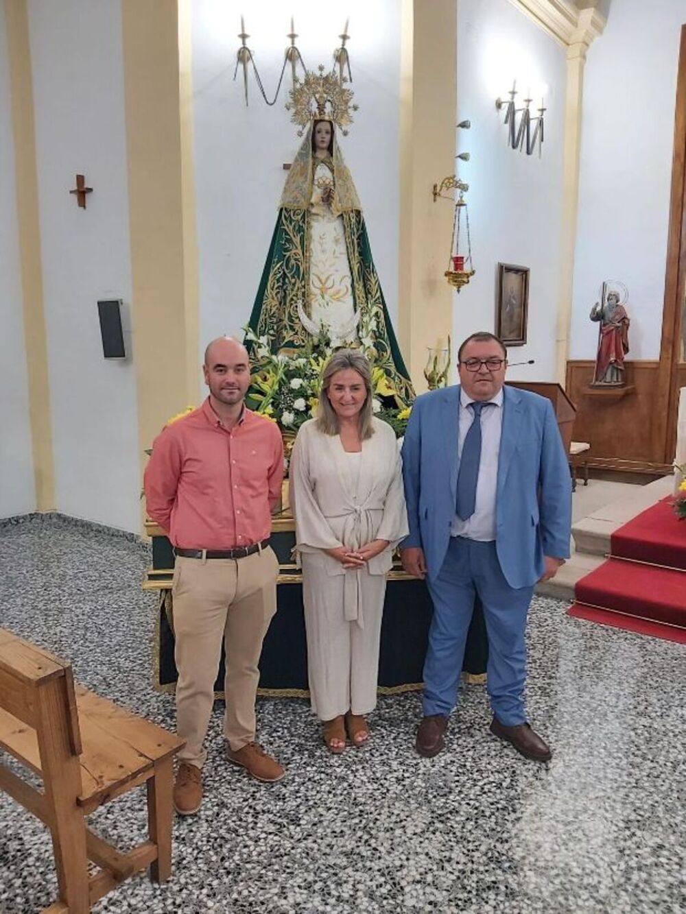 Tolón participa en la procesión por la Virgen de la Soterránea