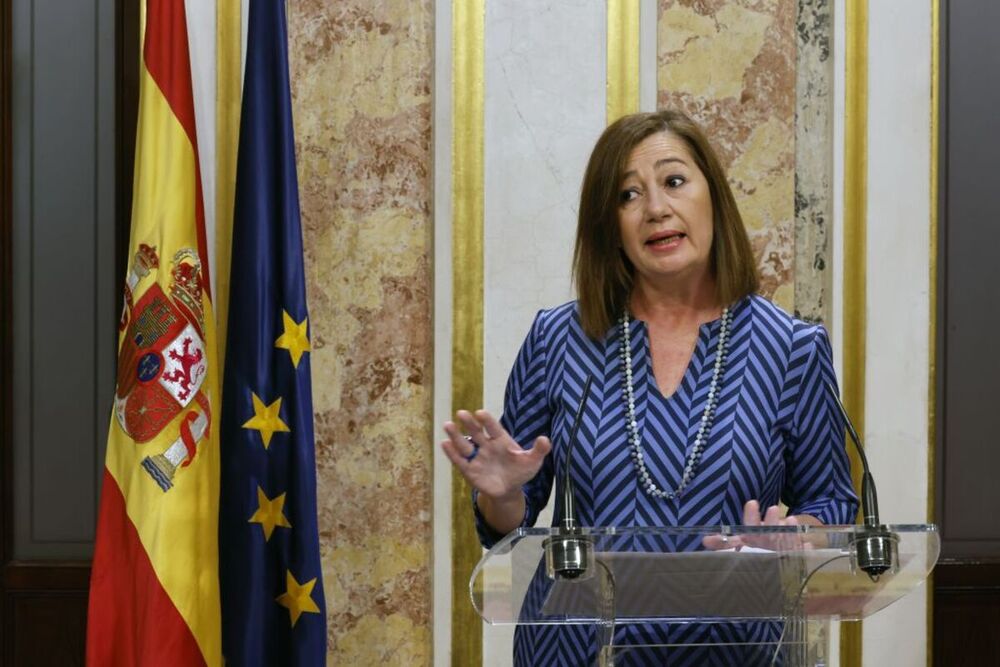 Armengol justifica la compra de mascarillas del Govern balear