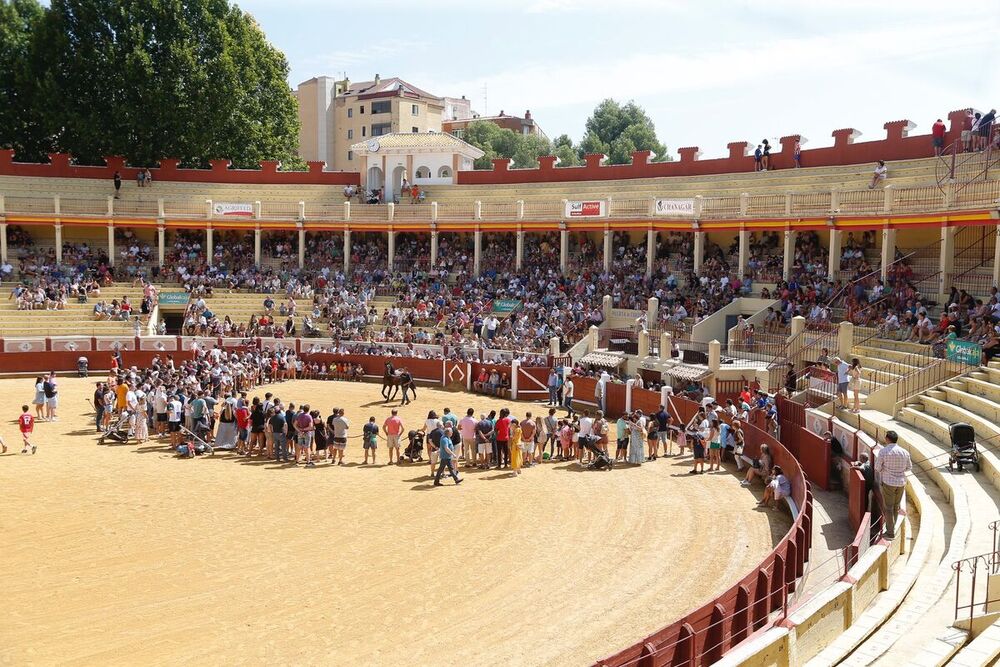 Ventura 'abre' la tauromaquia a los más pequeños