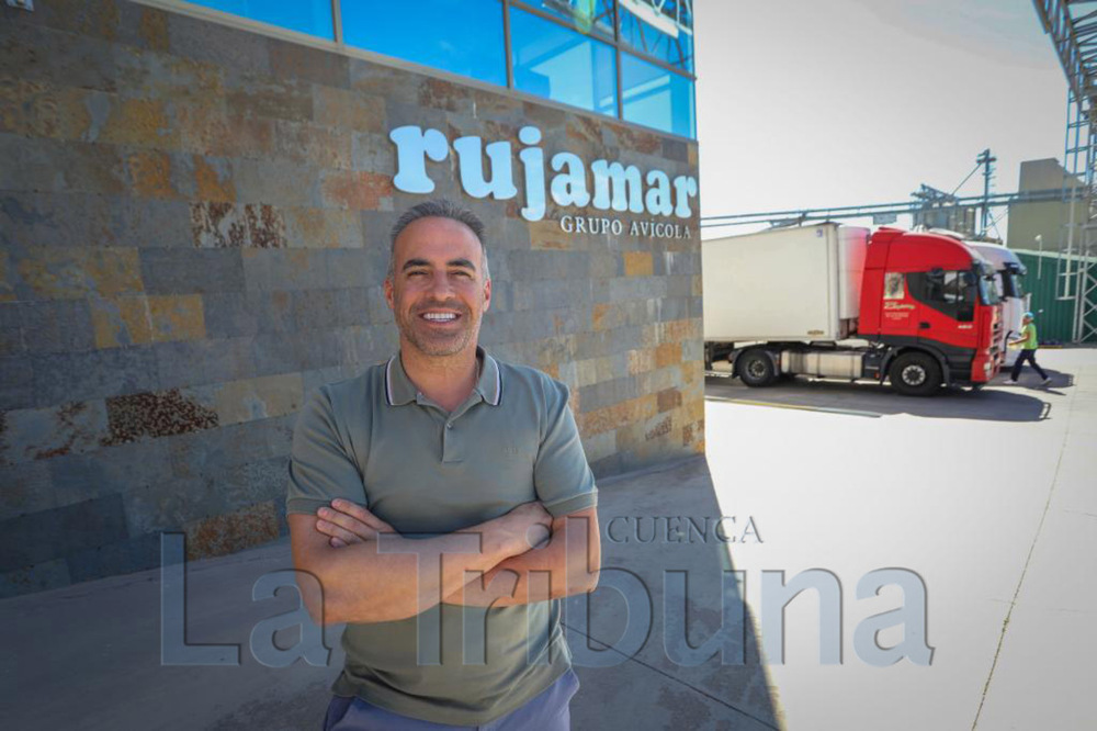 Rubén Martínez, CEO del Grupo Avícola Rujamar, en la sede San Lorenzo de La Parrilla