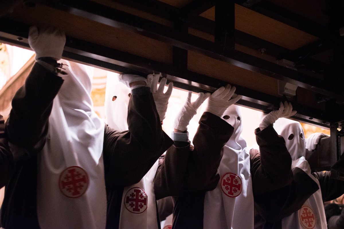 Viernes Santo. Procesión del Santo Entierro  / ADRIÁN GARCÍA VERGAZ