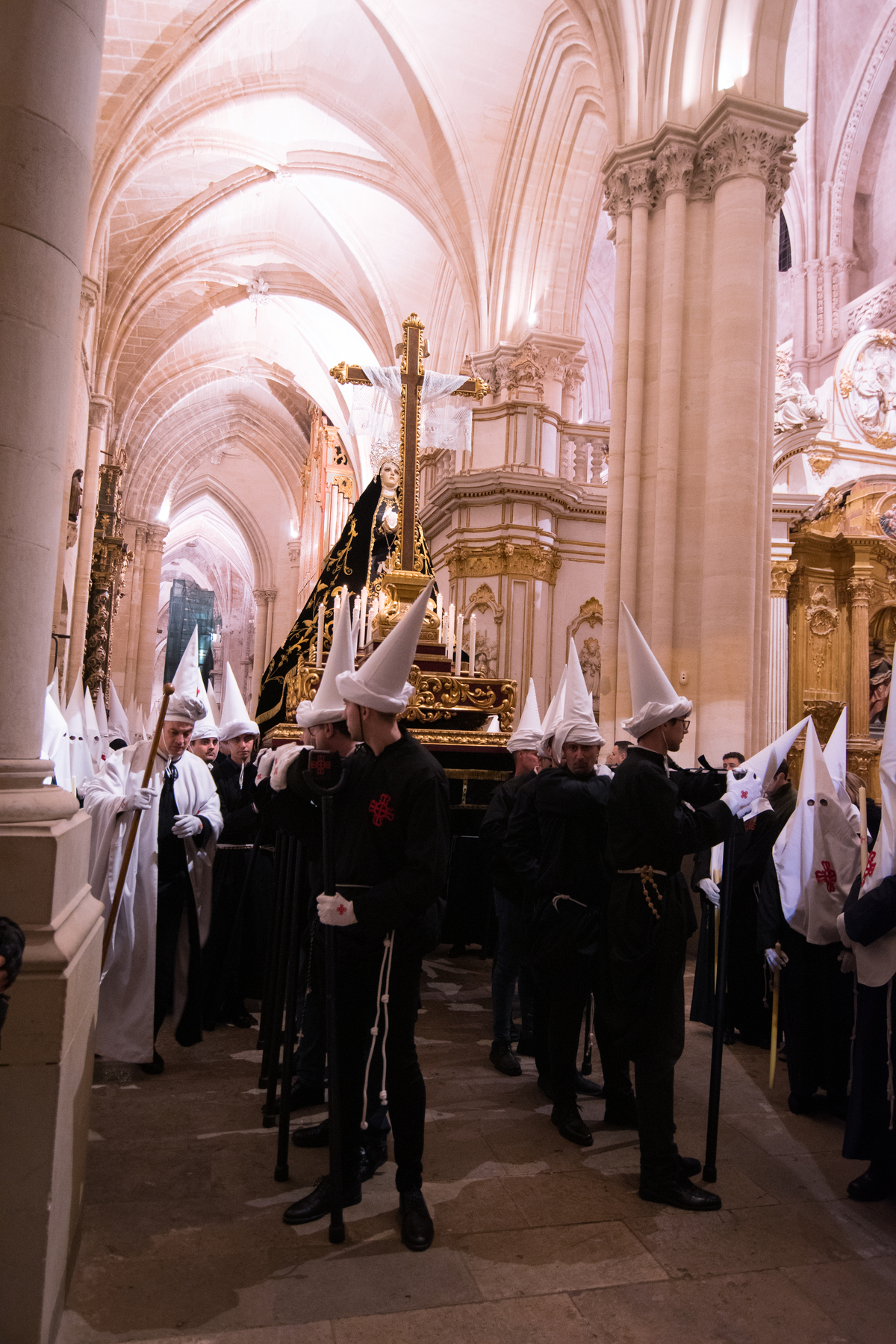 Viernes Santo. Procesión del Santo Entierro  / ADRIÁN GARCÍA VERGAZ