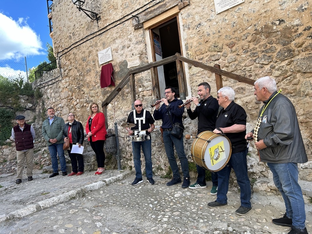 El Ayuntamiento homenajea a los músicos Herminio Carrillo