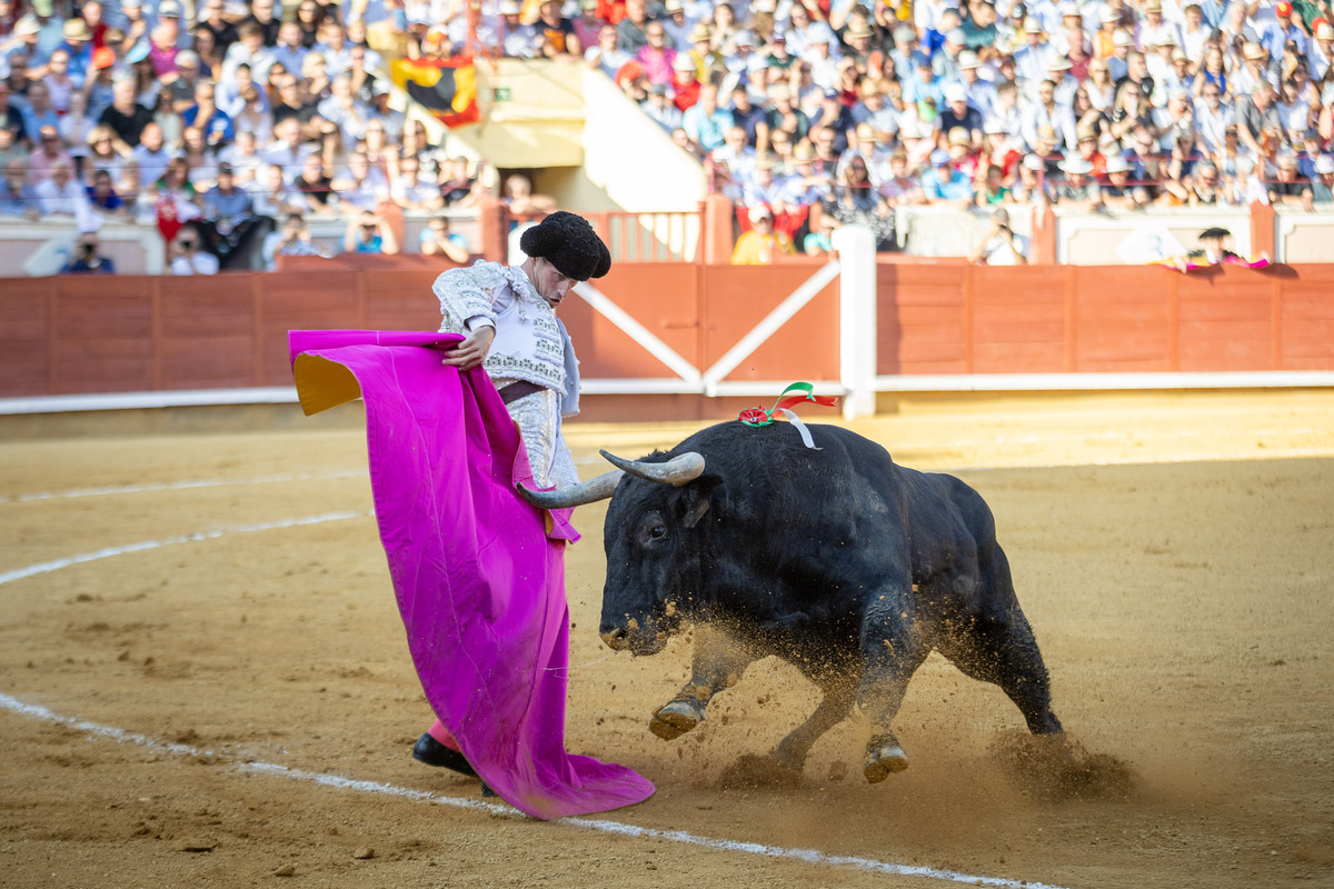 3ª de la feria taurina de San Julián  / JAVIER GUIJARRO