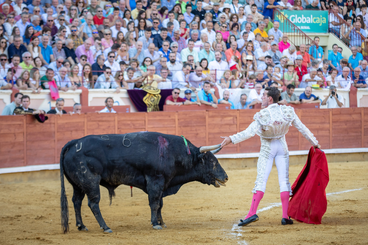 3ª de la feria taurina de San Julián  / JAVIER GUIJARRO