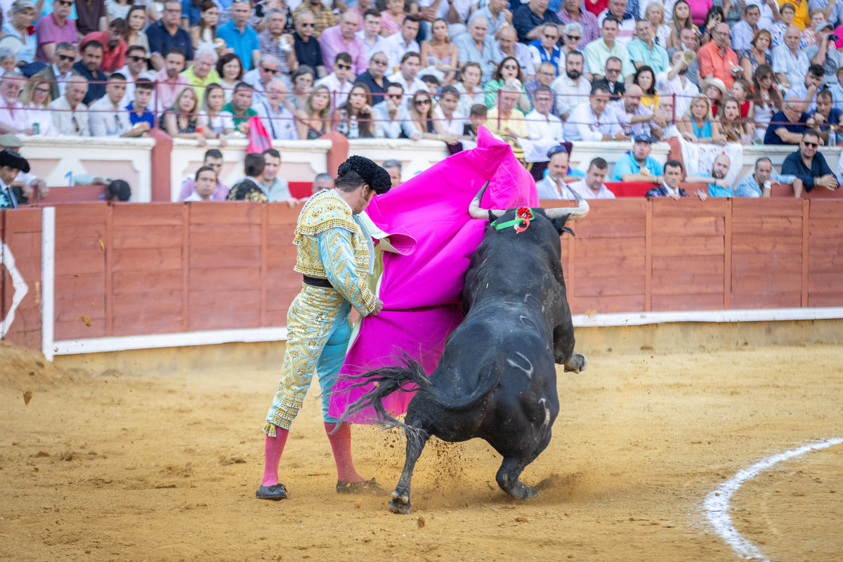 3ª de la feria taurina de San Julián  / JAVIER GUIJARRO