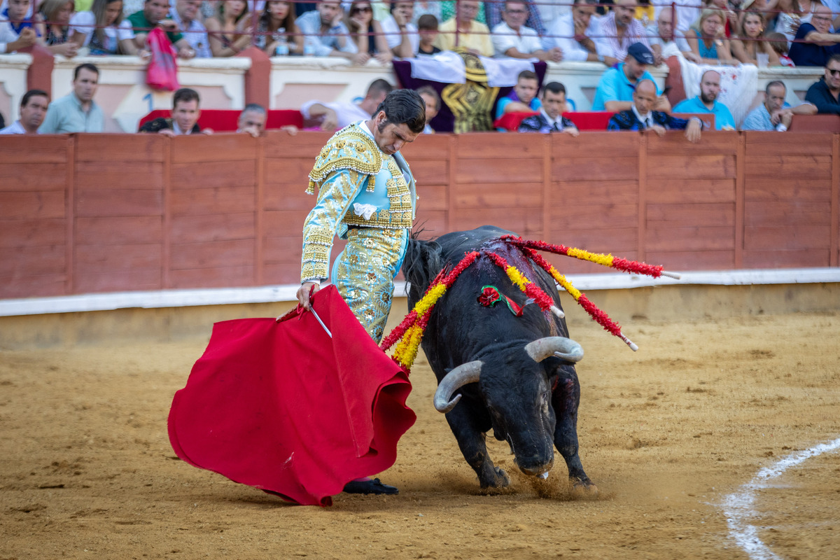 3ª de la feria taurina de San Julián  / JAVIER GUIJARRO